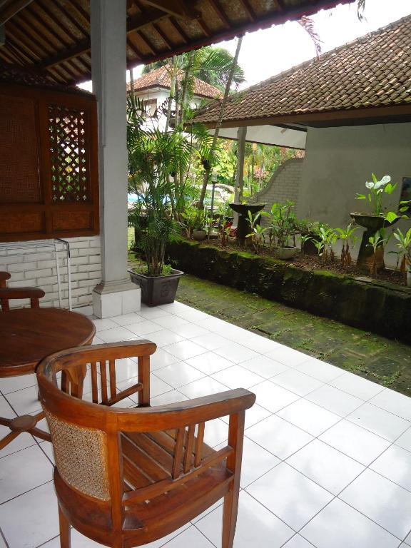 Hotel Bali Warma Denpasar Quarto foto